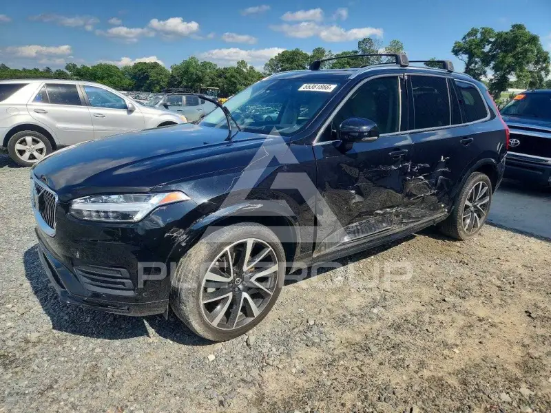 2020 Volvo XC90 photo