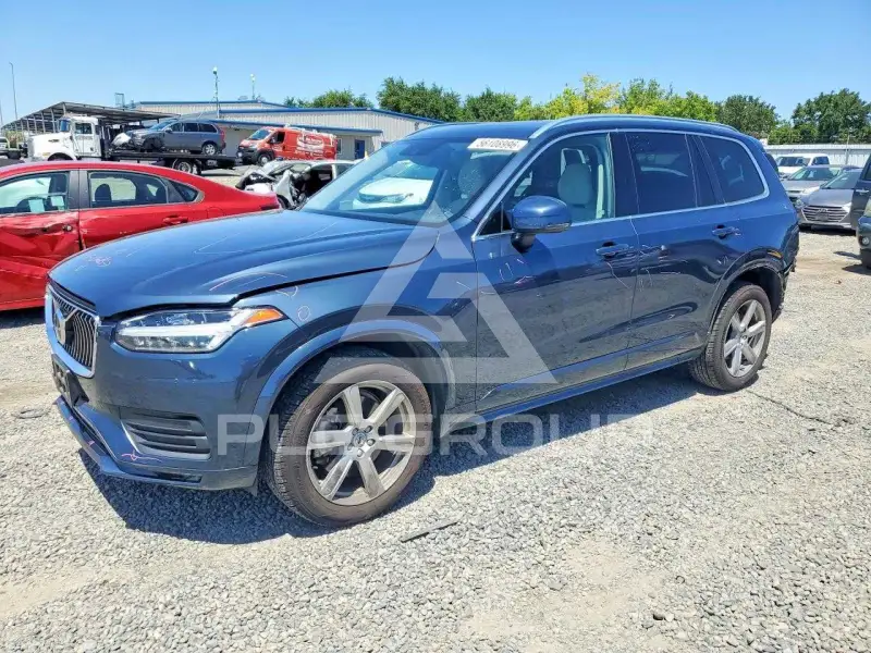 2020 Volvo XC90 photo