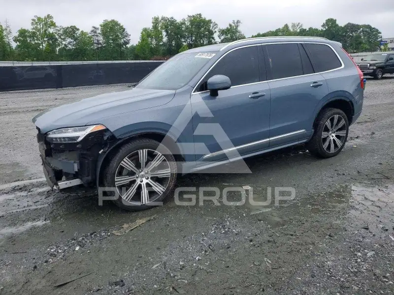 2020 Volvo XC90 photo