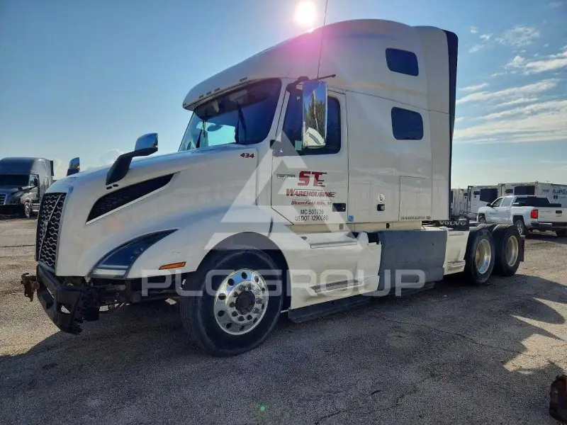 2020 Volvo VNL фото