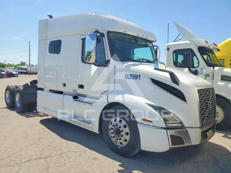2020 Volvo VNL фото