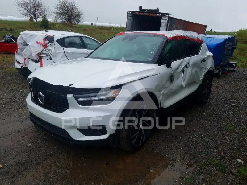 2020 Volvo XC40 photo