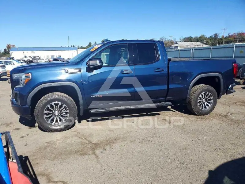 2020 GMC Sierra photo