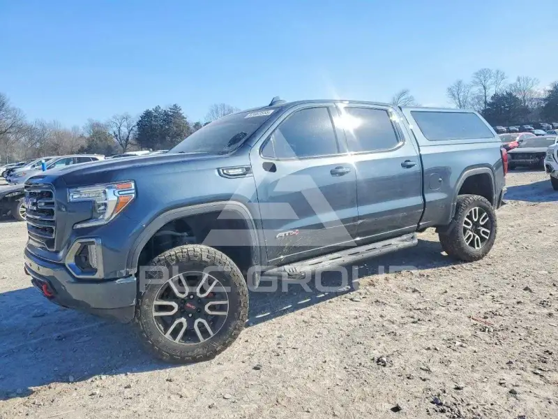 2020 GMC Sierra photo