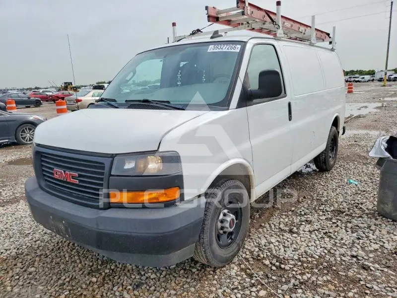 2020 GMC Savana photo