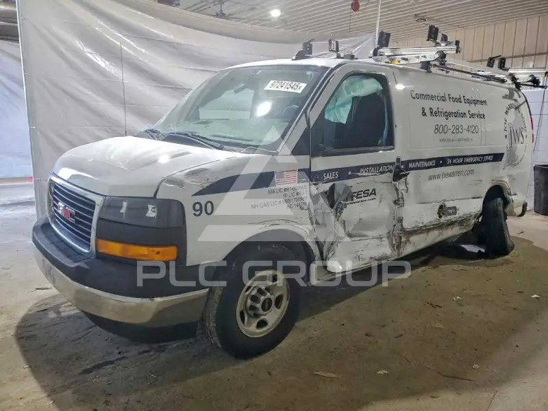 2020 GMC Savana photo