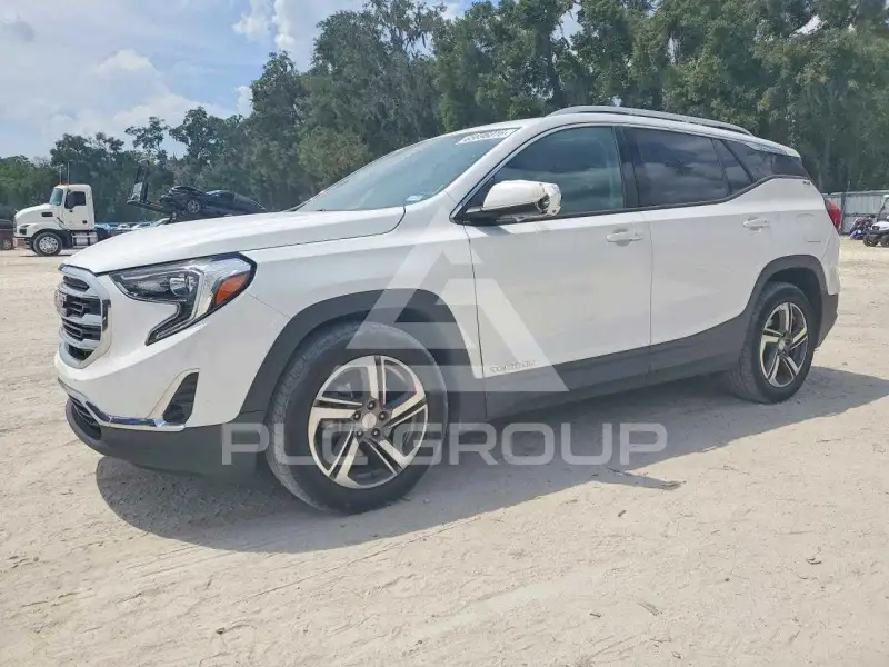 2020 GMC TERRAIN photo