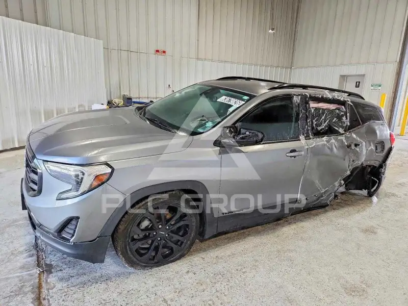 2020 GMC TERRAIN photo
