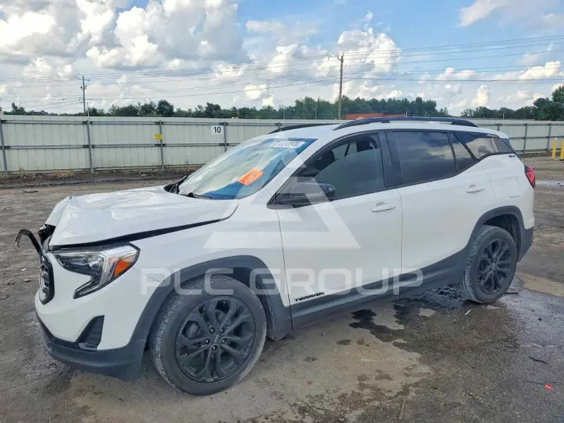 2020 GMC TERRAIN photo