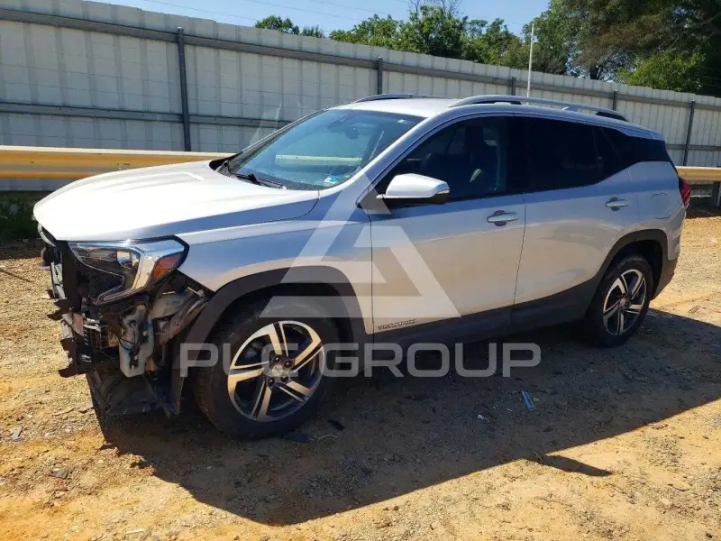 2020 GMC TERRAIN photo