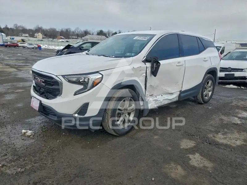 2020 GMC TERRAIN photo