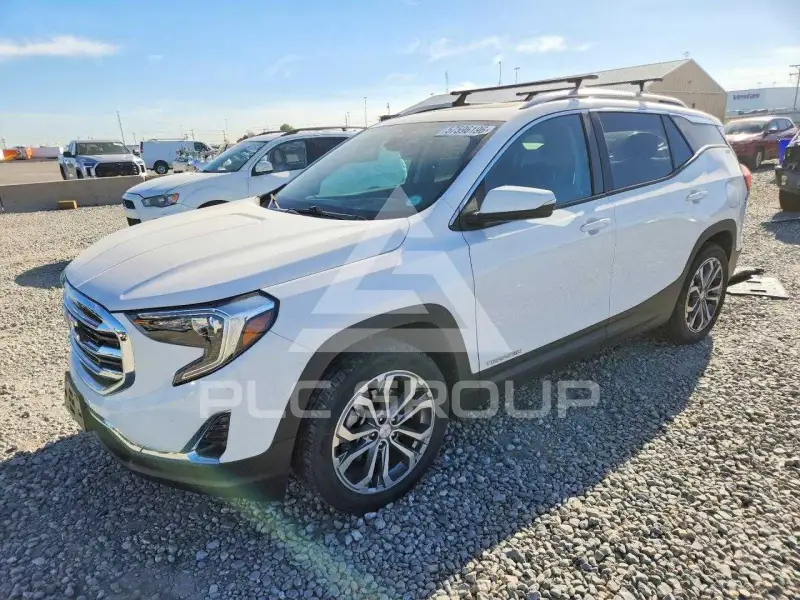 2020 GMC TERRAIN photo
