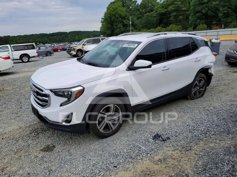 2020 GMC TERRAIN photo