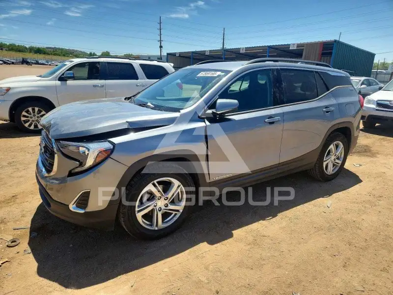 2020 GMC TERRAIN photo