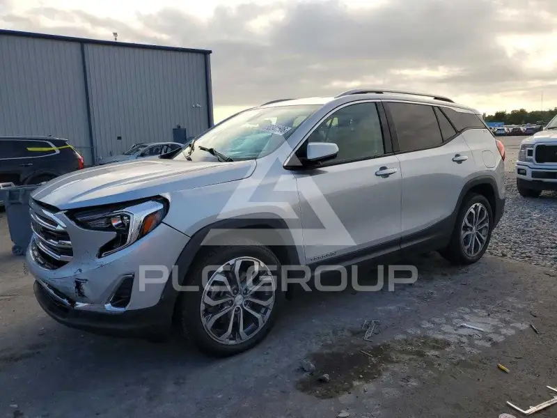 2020 GMC TERRAIN photo