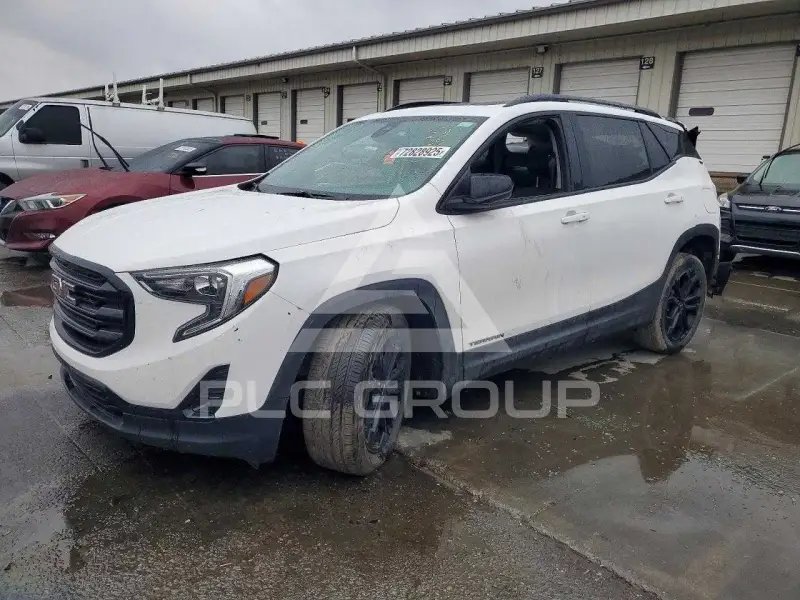 2020 GMC TERRAIN photo