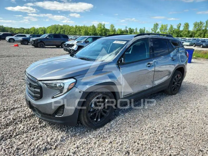 2020 GMC TERRAIN photo