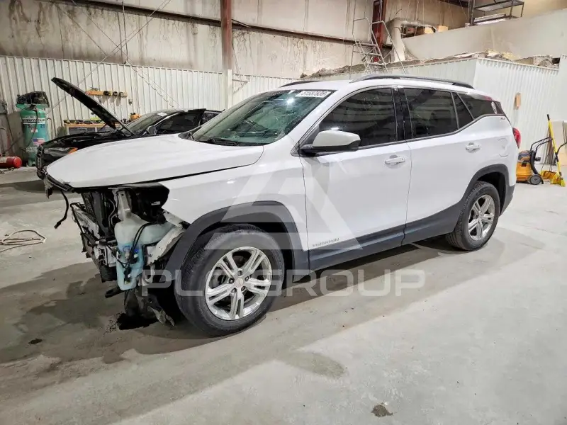 2020 GMC TERRAIN photo