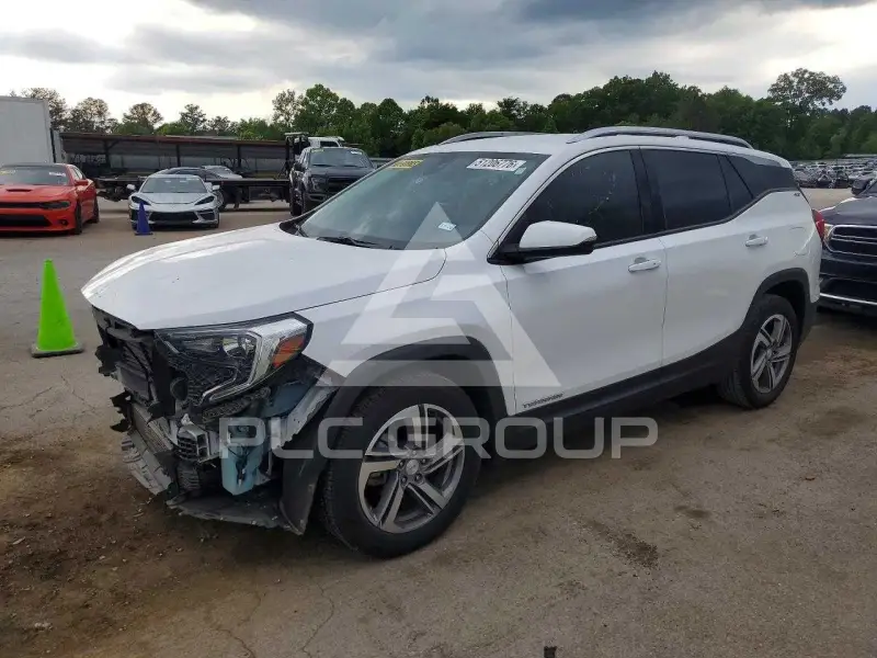 2020 GMC TERRAIN photo