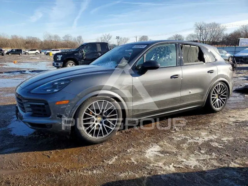 2020 Porsche Cayenne photo