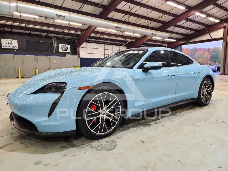 2020 Porsche Taycan фото