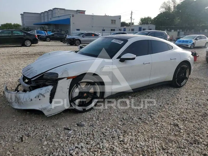 2020 Porsche Taycan фото