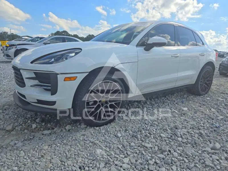 2020 Porsche MACAN photo