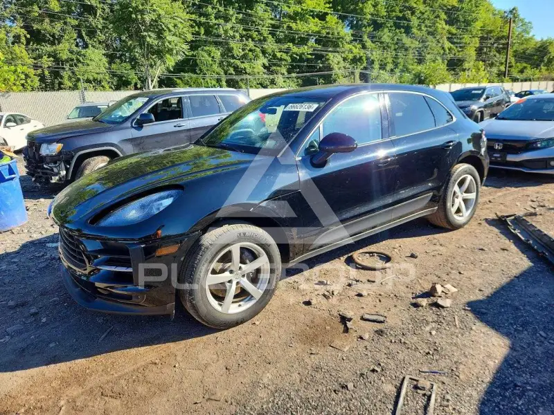 2020 Porsche MACAN photo