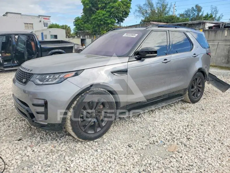 2020 Land Rover Discovery photo