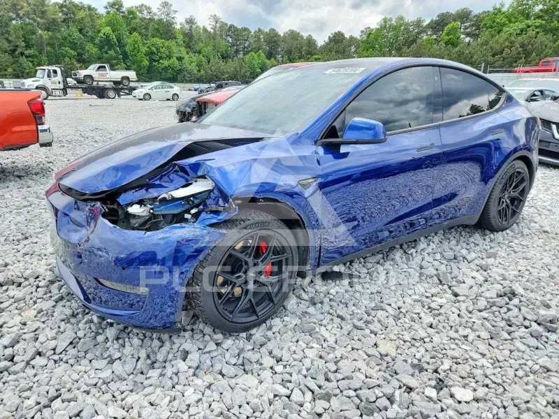 2020 Tesla Model Y фото