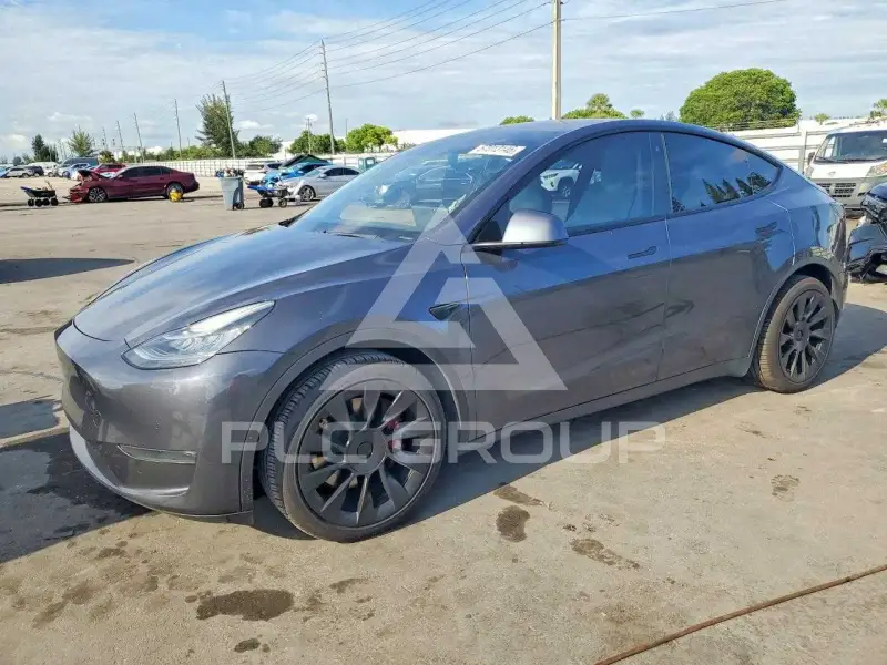 2020 Tesla Model Y фото