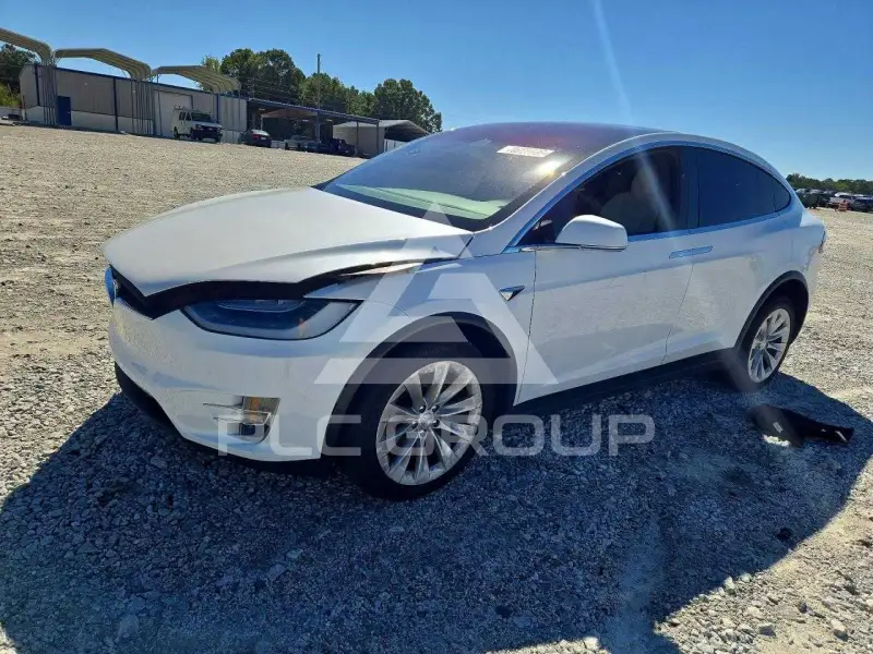 2020 Tesla Model X photo