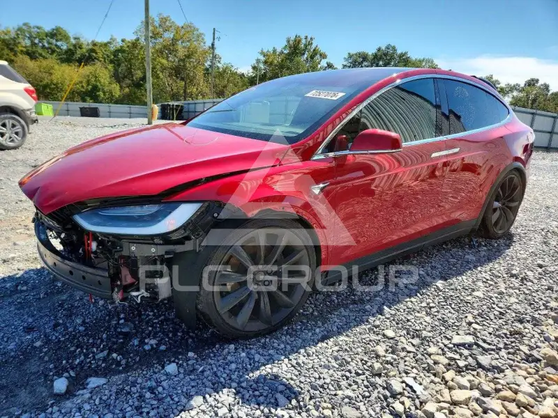 2020 Tesla Model X фото