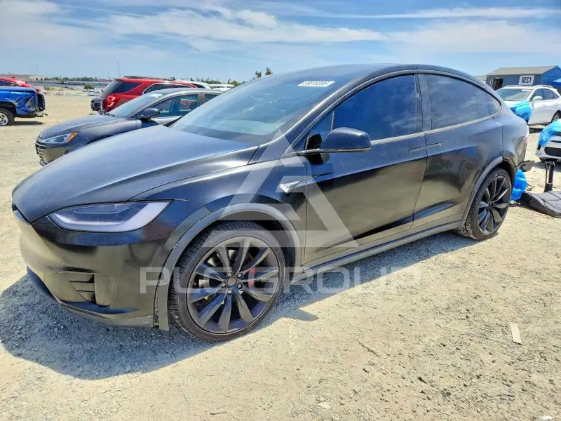 2020 Tesla Model X фото