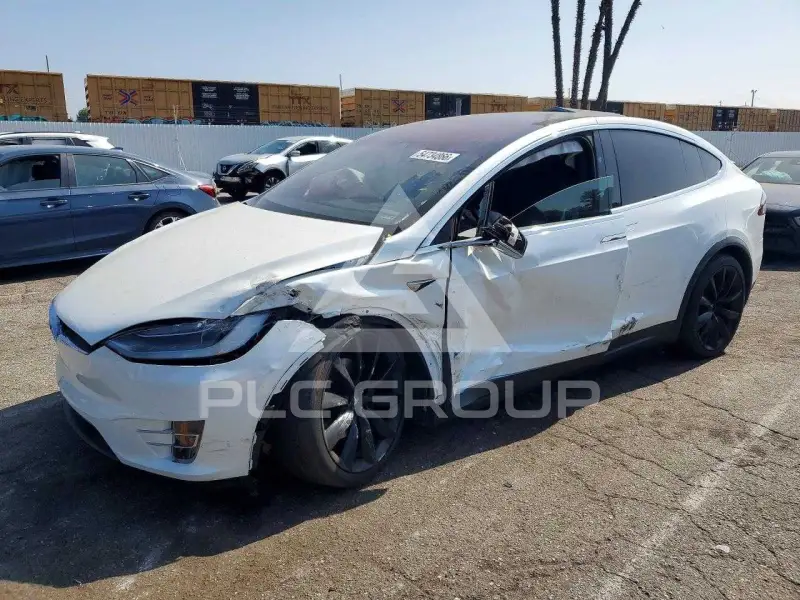 2020 Tesla Model X фото