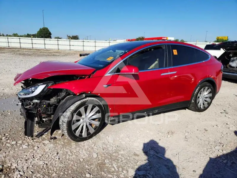 2020 Tesla Model X фото