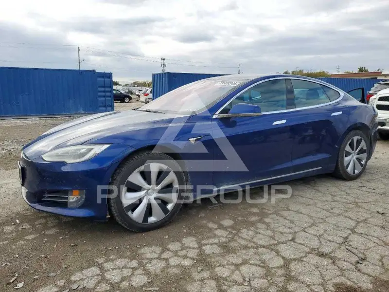 2020 Tesla Model S фото