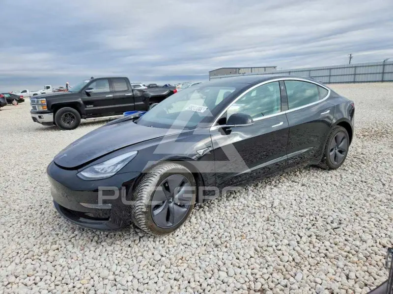 2020 Tesla Model 3 фото
