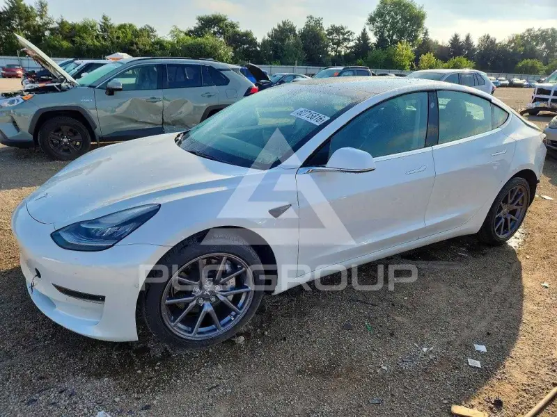 2020 Tesla Model 3 photo