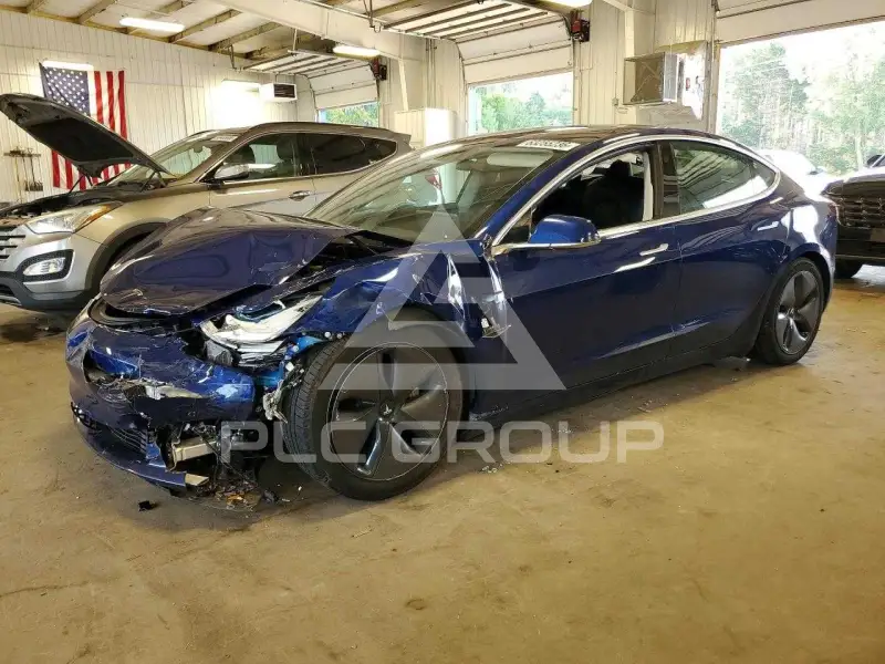 2020 Tesla Model 3 фото