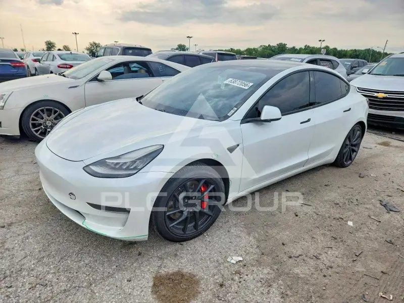 2020 Tesla Model 3 фото