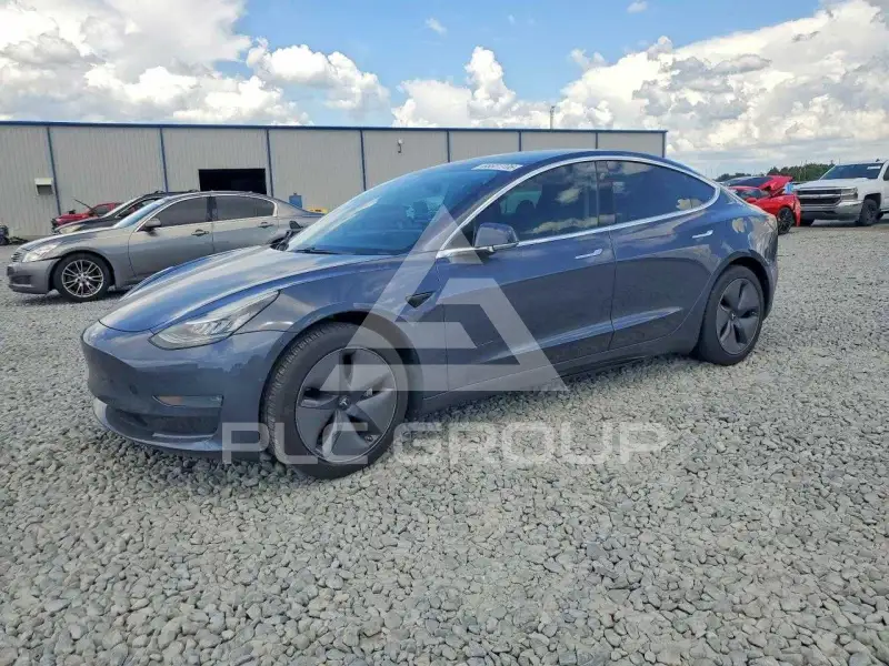 2020 Tesla Model 3 photo