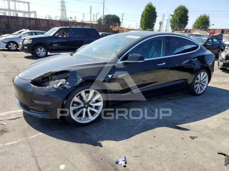 2020 Tesla Model 3 фото