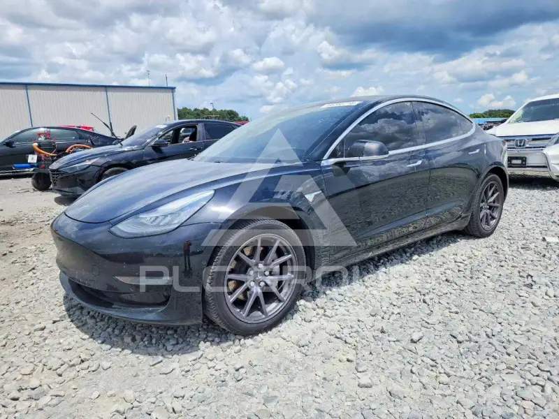 2020 Tesla Model 3 photo