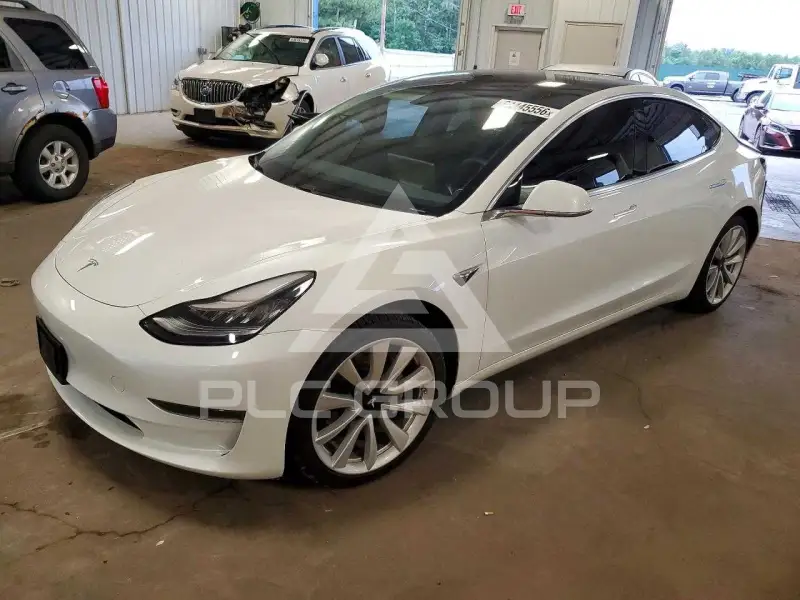 2020 Tesla Model 3 photo