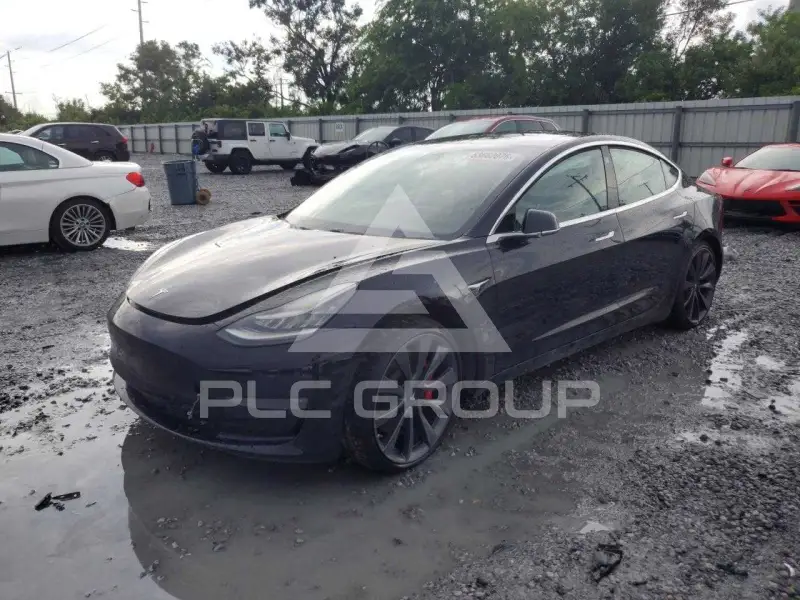 2020 Tesla Model 3 фото