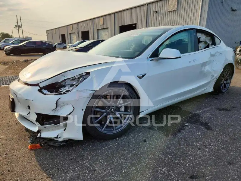 2020 Tesla Model 3 photo