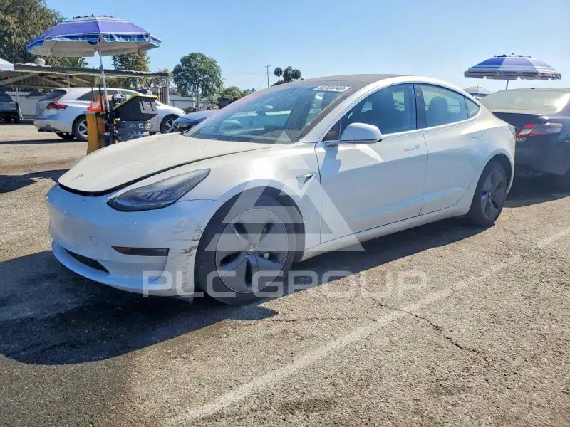 2020 Tesla Model 3 фото