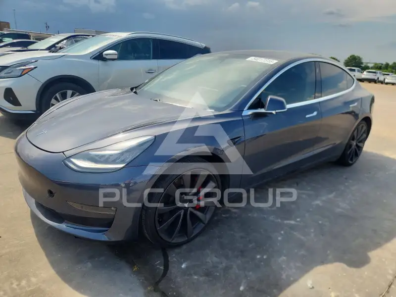 2020 Tesla Model 3 фото