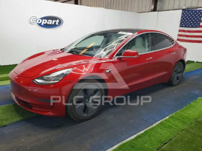 2020 Tesla Model 3 фото